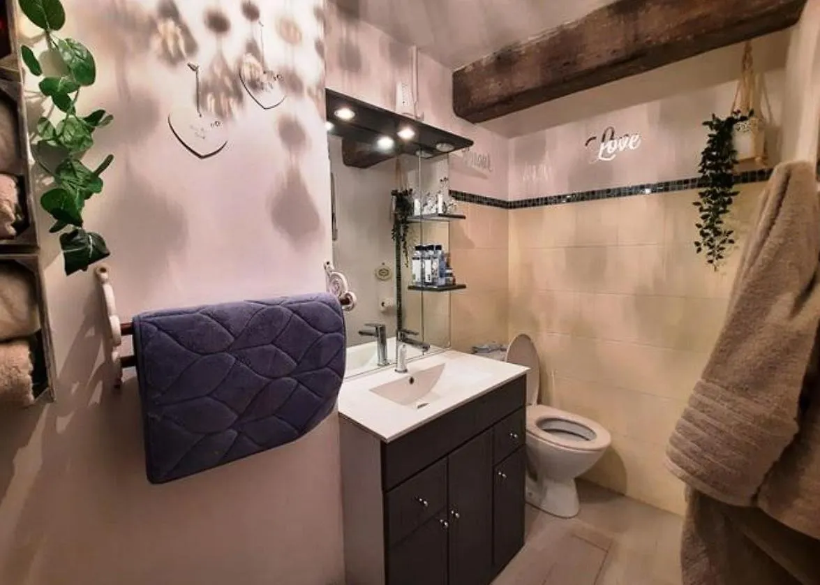 منزل للإقامة شقة Located In Historical Part Of Antibes !